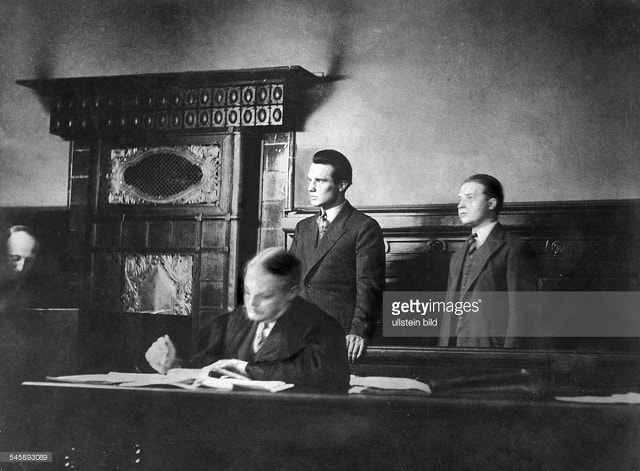 Братья Засс на скамье подсудимых.