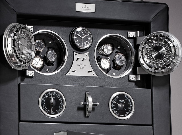 Интегрированный двухдверный часовой сейф Colosimo.