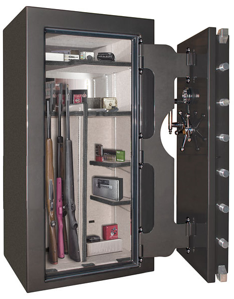 Сейф Fort Knox Protector 6031 MSBC NGC — дверь на крановой подвеске.