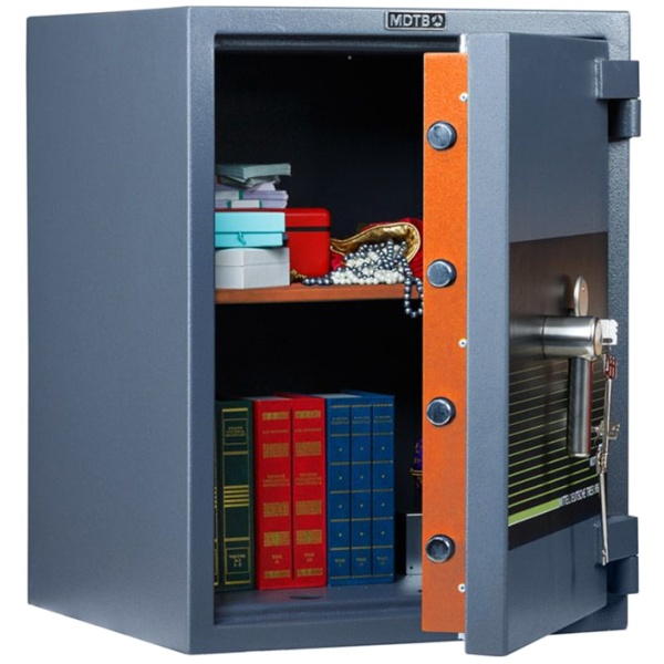 Сейф MDTB Bastion-M 67 2K, открытый.