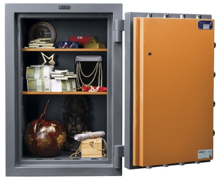 Сейф MDTB Burgas 1068 EK — дверь открывается на 180 градусов.