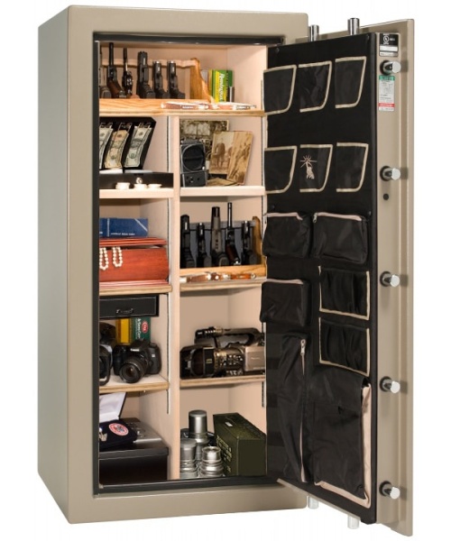 Сейф Liberty Lincoln 25CPM-BC — открытый, внутреннее устройство.