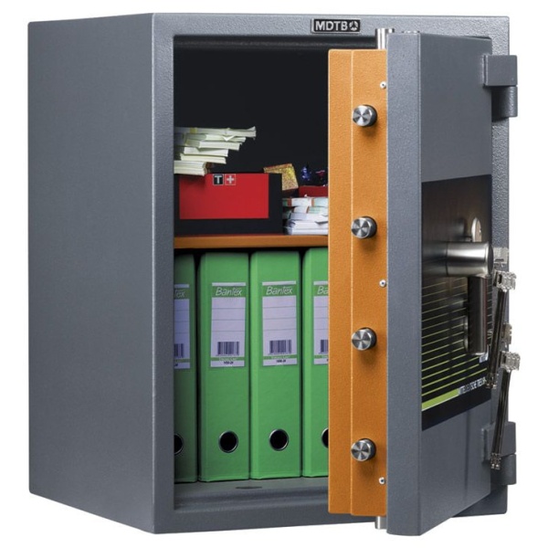 Сейф MDTB Fort-M 67 2K, открытый.