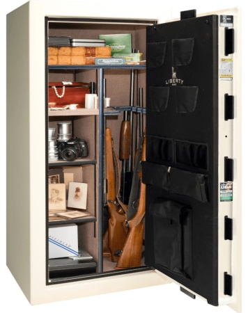 Сейф Colonial 23WTP-BR Gold - открытый, внутреннее устройство.