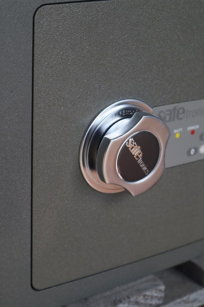 Район дверного притвора.