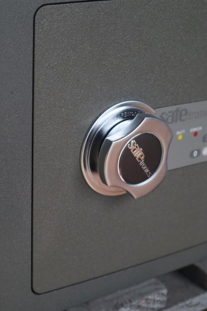 Район дверного притвора.