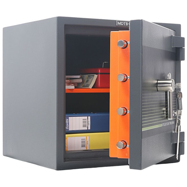 Сейф MDTB Banker-M 55 2K, открытый.