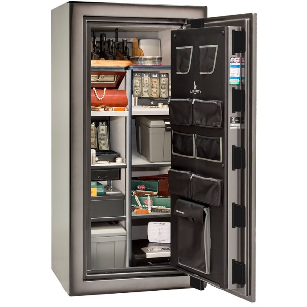 Сейф Liberty Classic Plus 25GY2-BC — открытый, внутреннее устройство.