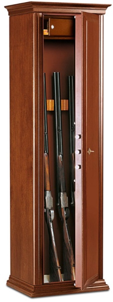 Technomax EHC/1500 со снятыми полками, с ложементами под ружья.