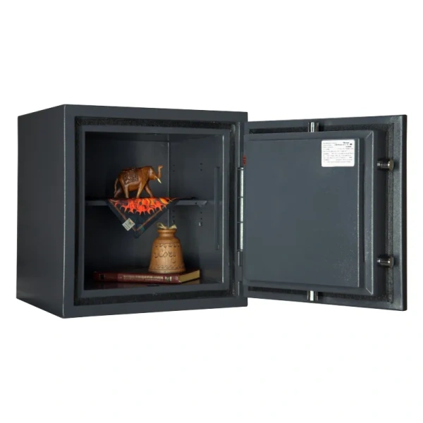 Сейф Феникс-46 (внутреннее устройство) Сейф Феникс-46 (внутреннее устройство)