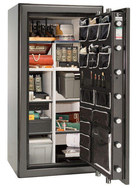 Сейф Liberty Presidential 25GYW-BC — открытый, внутреннее устройство.