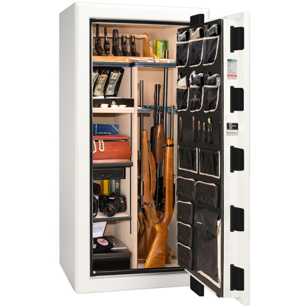 Сейф Liberty Presidential 25WTG-BC — с ложементами под ружья.