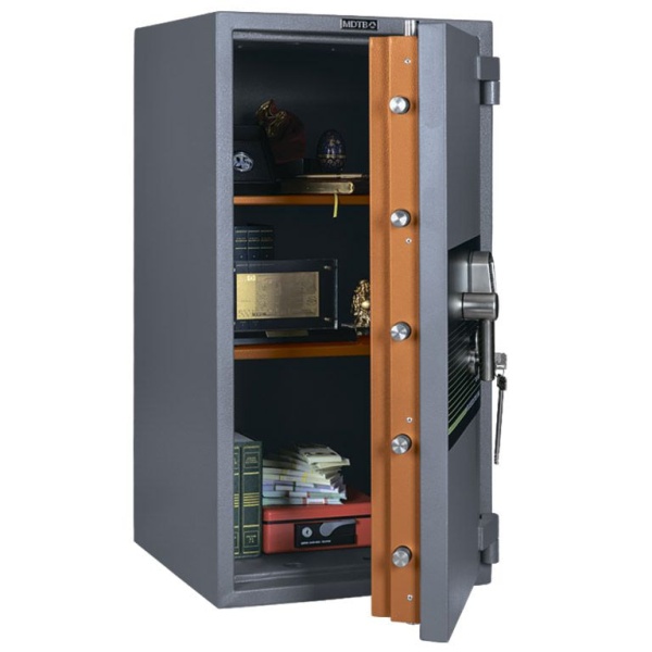 Сейф MDTB Fort-M 99 EK, открытый.